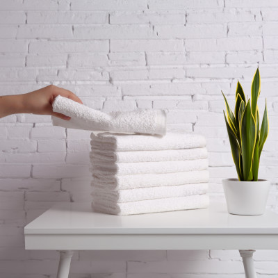 FLAROVAN Soft Face Cloths Pack 12 30*30 inc (White)